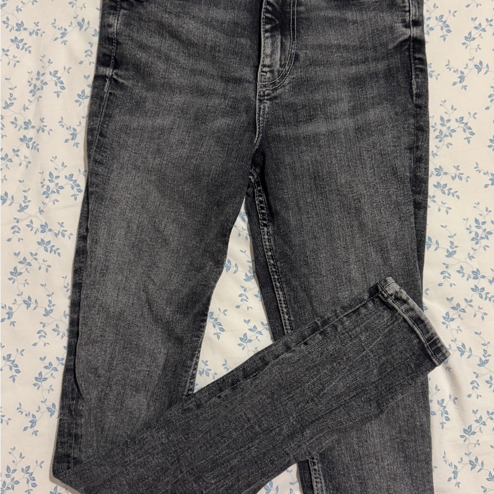 Zara Black Skinny Jeans with Stretch Fit